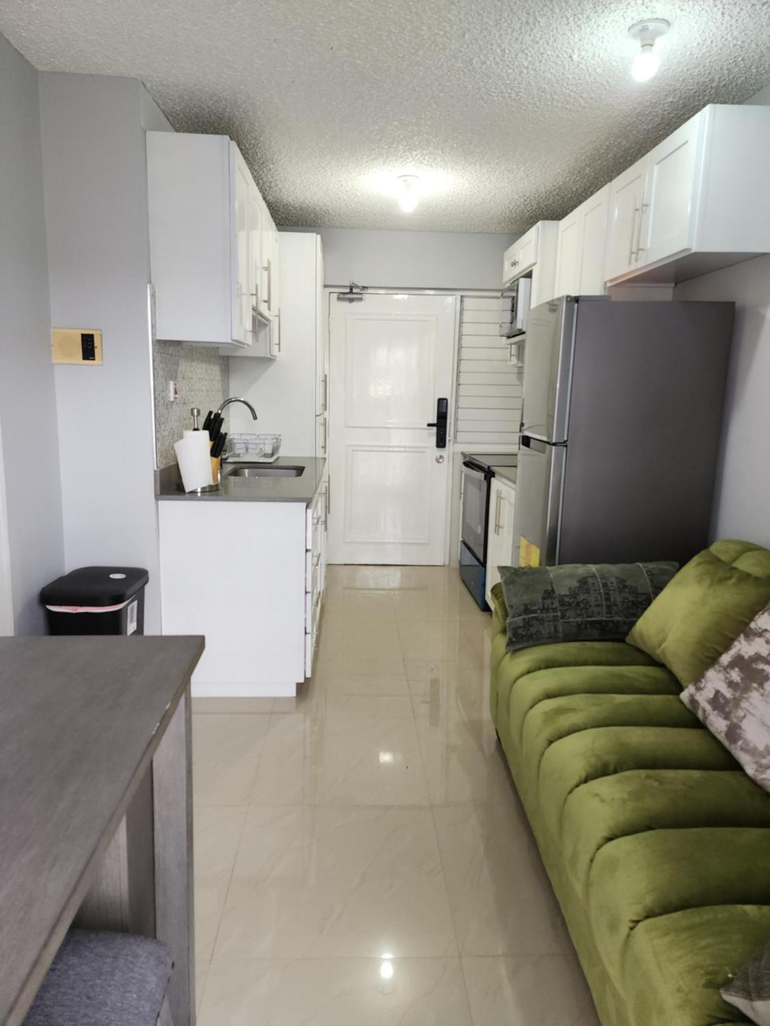 Comfy And Cozy Apartment Kingston Exterior foto